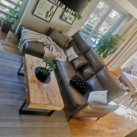 Glam Design - Beautiful, Comfortable And Cosy House With Garden, Free Parking And Wifi * Krakow